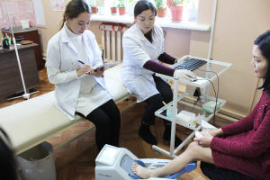 В  КГМА  идет осмотр  по диагностике остеопороза