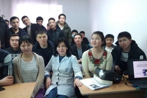 КММАда таажылуу вирус тууралуу дарс окулду