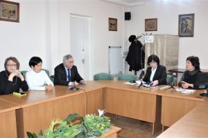 "Акушерлик жана гинекология" боюнча КММА астындагы Диссертациялык Кенештин биринчи отруму болуп өттү