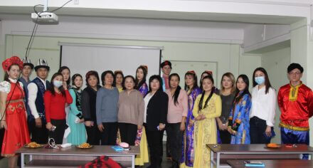 КММАда «Ар бир улут өз тили менен улуу» аттуу  иш-чара  өткөрүлдү