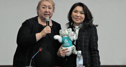 В КГМА прошла мотивационная встреча с депутатом ЖК Э.Сурабалдиевой