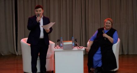 На днях состоялась мотивационная встреча ректора КГМА им.И.К.Ахунбаева, профессора Индиры Кудайбергеновой со студентами, ординаторами, аспирантами вуза