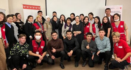 Тренинг для студентов КГМА по предоставлению услуг одиноким пожилым гражданам