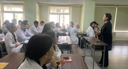 Кураторская работа кафедры кыргызского языка КГМА