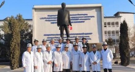 М.Мамакеев атындагы Госпиталдык хирургия кафедрасы жана оперативдик хирургия курсу сиздерди Ак Калпак күнү менен куттуктайт!!!
