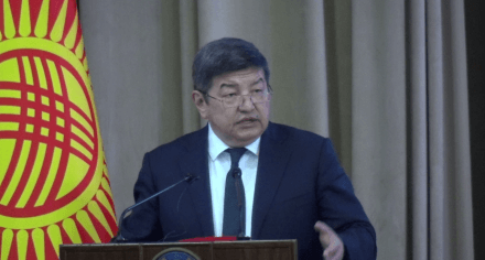 В КГМА состоялась открытая лекция Председателя Кабинета Министров КР А.Жапарова.