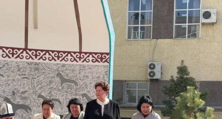 Нооруз майрамына арналган куратордук саат