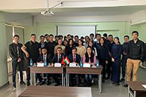 The heads of the NGO "Vorisoni Rudaki" met with students of the KSMA from Tajikistan
