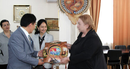 Ректор КГМА встретилась с представителями ОшГУ