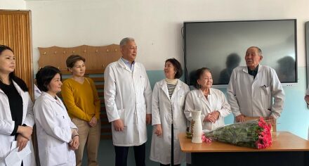 Профессору КГМА М.К.Эсенаманова 85 жашка толду