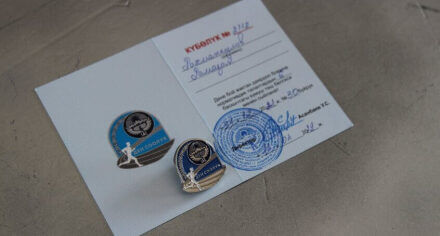 Студенты КГМА награждены золотыми и серебряными удостоверениями