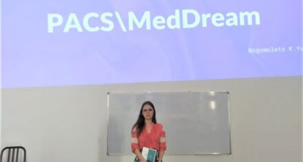 КММА кафедрасынын ассистенти «Медицинадагы IT» темасында тренинг өткөрдү