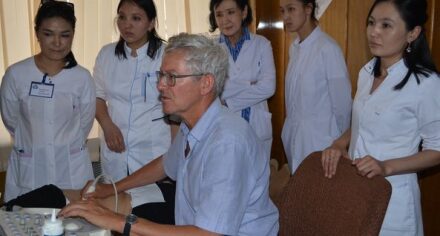 В РДЦ КГМА им.ИК.Ахунбаева проводились бесплатные консультации пациентов