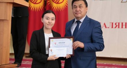 КММАнын студенти “Заманбап илимдин инновациялык өнүгүүсү: актуалдуу маселелер” аттуу республикалык студенттик илимий-практикалык конференцияда 1-орунга ээ болду