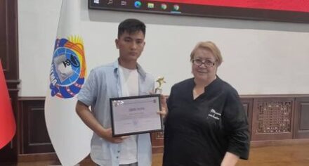 КММАнын студенттери С.Д.Асфендияров атындагы КазУМУда өткөн эл аралык олимпиадага катышты