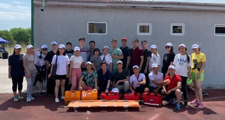 КММАнын студенттери кайрымдуулук жарышына катышты  2022-жылдын 12-июнунда "Адинай" паркында достук жарыш болуп өттү