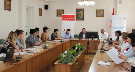 КММА менен Кызыл жарым ай коому кызматташуу жөнүндө меморандумга кол коюшту