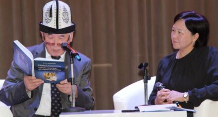 Академик Миталип Мамытов КММАнын студенттери менен жолугушууга келди