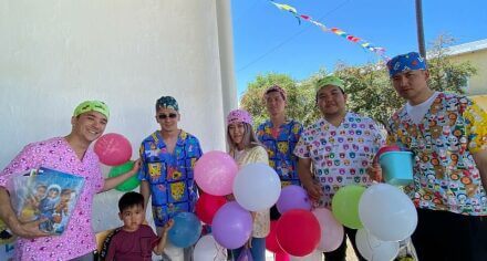 КММАнын студенттери ИИМдин Академиясынын курсанттары менен бирге мектеп-интернаттын балдары