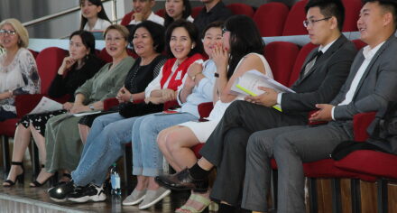 КММАда волонтердук кыймыл боюнча университеттер аралык студенттик конференция болуп өттү