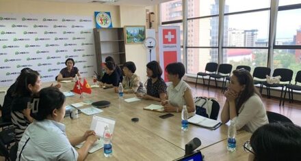 Кыргызстандагы медайымдык билимди реформалоого арналган КММАда тегерек стол болуп өттү