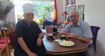 КГМА посетил профессор торакальной хирургии Западного Университета