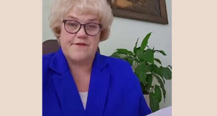 Поздравление от директора Института физиологии им.И.П.Павлова Дюжиковой Натальи