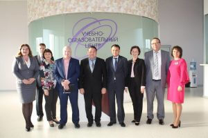 A memorandum of cooperation was signed between the Medical Academy of Kyrgyzstan and the Siberian Scientific and Clinical Center of Russia