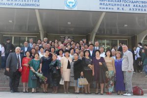 Graduates of the KSMA in 1988 discussed the problems and prospects of medical care in the regions of the republic
