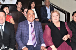 КММАда мамлекеттик тил күнүнө карата майрамдык кече өткөрүлдү