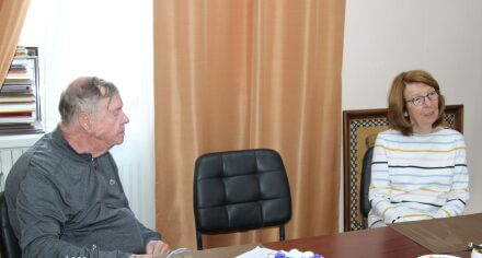 Ректор КГМА вручила благодарственное письмо немецкому эксперту Ангелике Нибур