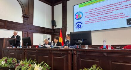 Үй-бүлөлүк медицина ординаторлорунун окуу жайлар аралык конференциясы