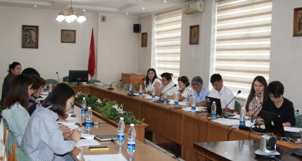 КММАда медайымдык билим берүүнү өнүктүрүү боюнча семинар болуп өттү