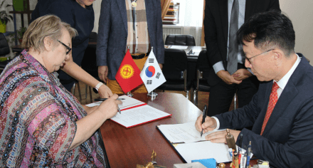 Ректор КГМА встретилась с представителями Университетским медицинским центром Сунчонхян, Южная Корея