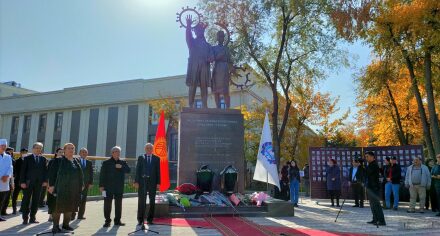 Открытие памятника