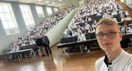Доктор биологических наук, профессор из Новосибирска прочитал лекцию студентам КГМА