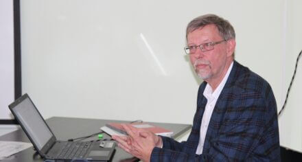 Эксперт Питер Каач КММАнын студенттери үчүн лекция окуду