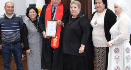 Известный паразитолог Цюрихского университета Пол Торгерсон удостоен звания почётного профессора КГМА