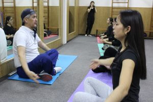 Студенты и сотрудники КГМА занимаются танцевальным фитнесом