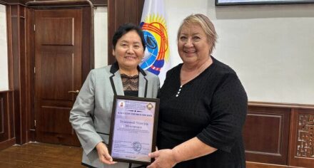 На Торжественном Учёном совете КГМА ректор  вручила почётные награды