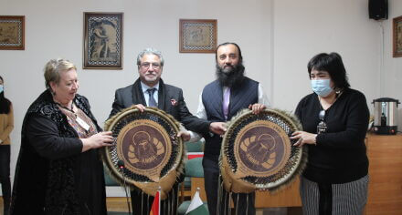 В КГМА подписан меморандум между Ассоциациями высших медицинских вузов Кыргызстана и частными Университетами Пакистана