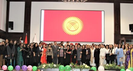 В Медакадемии Кыргызстана провели общевузовское мероприятие " Вечер дружбы"