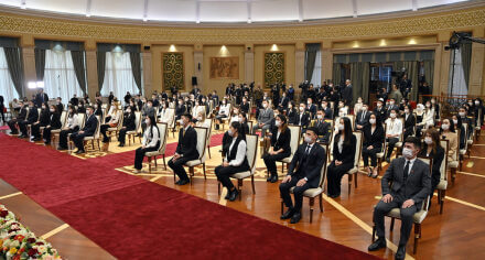 Лучшие студенты КГМА получили президентские стипендии