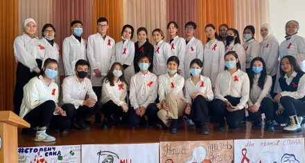 Студенты КГМА провели просветительное мероприятие в школах №46 и №16