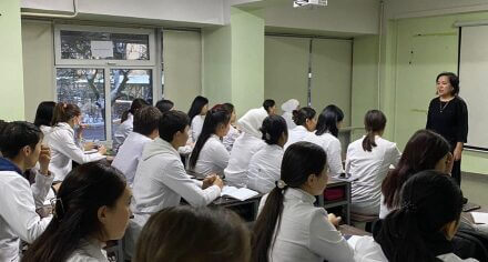 КММАдагы «Сабаттуу жазуу  өнөктогу»